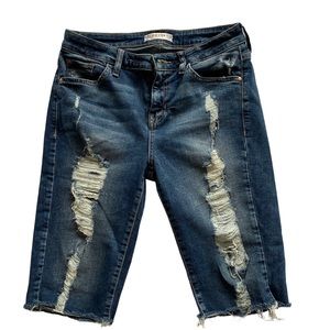 Guess summer denim shorts size 28